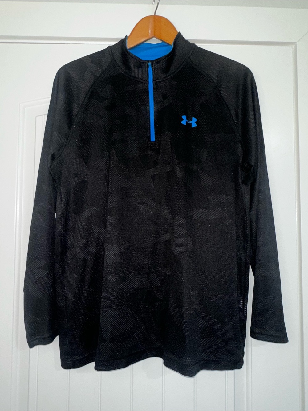 Under Armour 1/4 Zip Pullover Shirt Mens XL Black Camo HeatGear Active Top - Picture 3 of 8